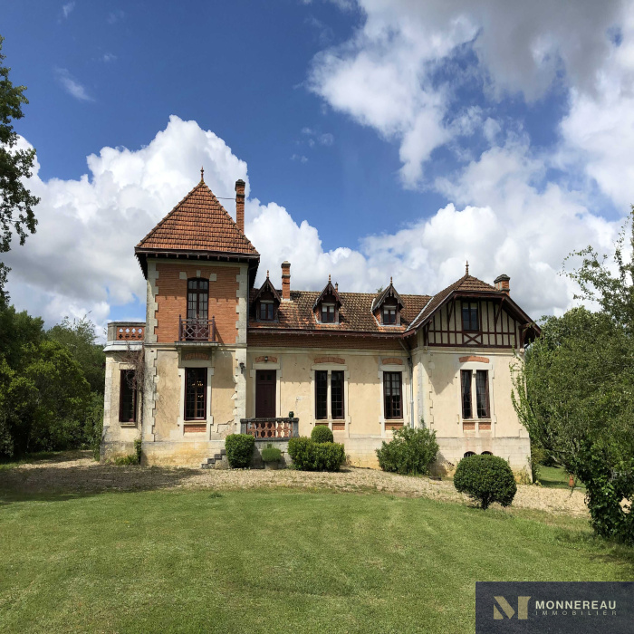 Biens immobiliers à vendre BarbezieuxSaintHilaire Monnereau Immobilier