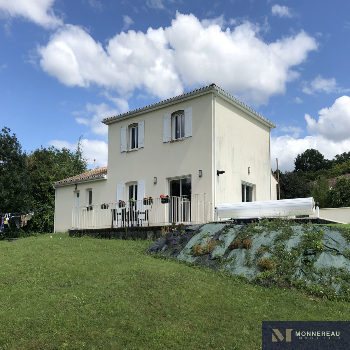 Biens immobiliers à vendre BarbezieuxSaintHilaire Monnereau Immobilier